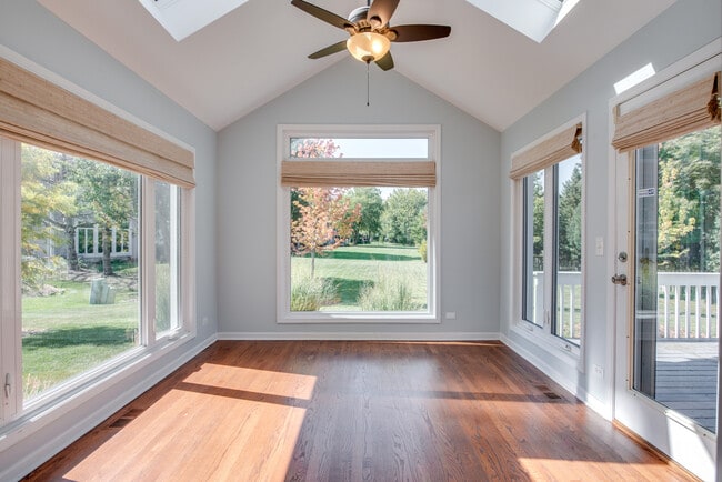Building Photo - 3631 Falkner Dr