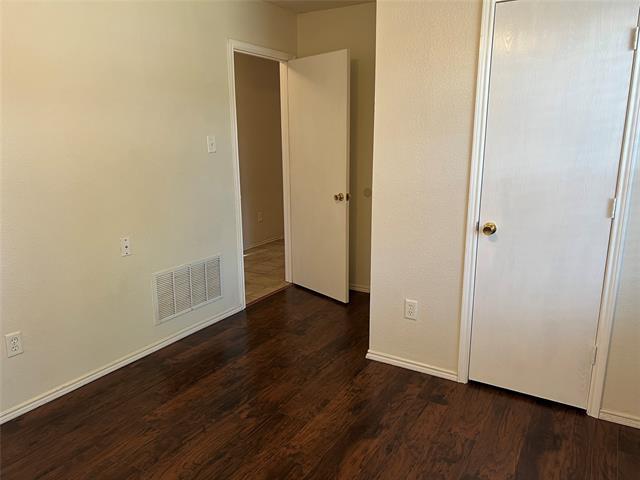 Building Photo - 1547 Thornhill Ln