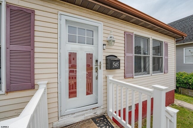 Building Photo - 545 N Connecticut Ave