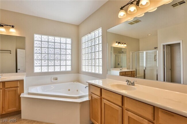 Building Photo - 2687 Bothwell Pl