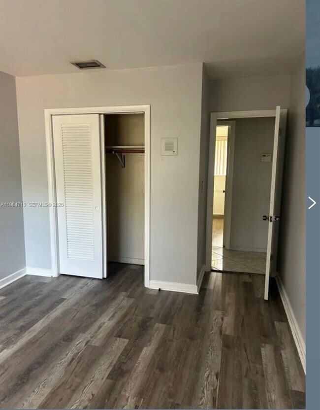 Building Photo - 14365 NW 15th Dr