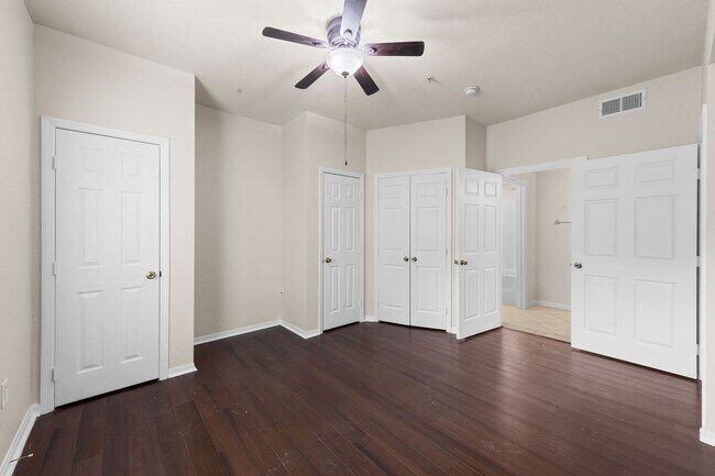 Building Photo - 23500 Walden Center Dr