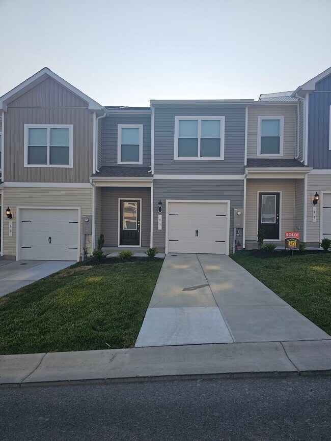 Building Photo - 43 Cramsford St