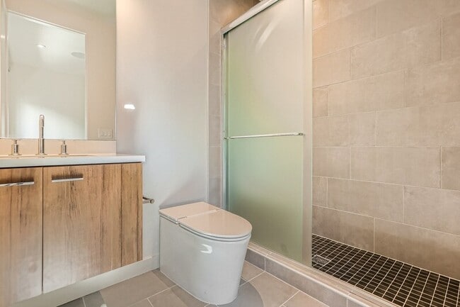 Building Photo - 3229 Quivas St