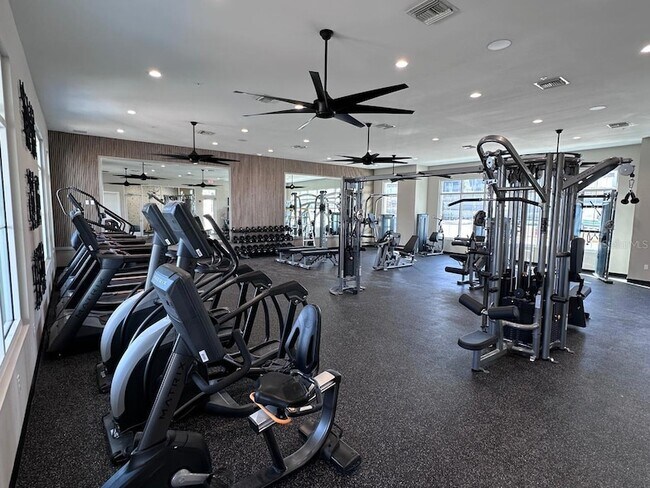 Building Photo - 2345 Treasure Hill St