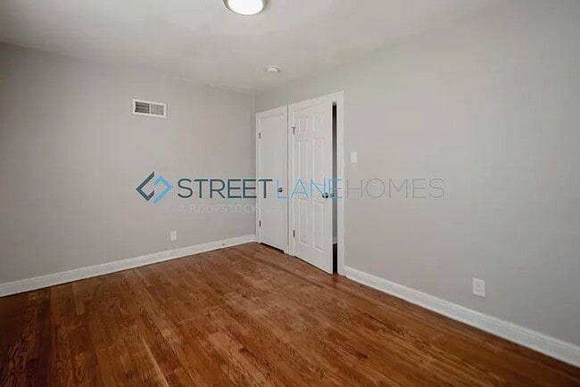 Building Photo - 3825 Melba Pl