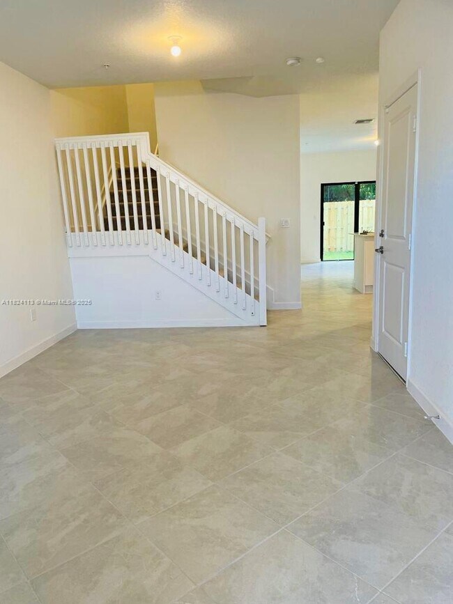 Building Photo - 275 SW 159th Terrace
