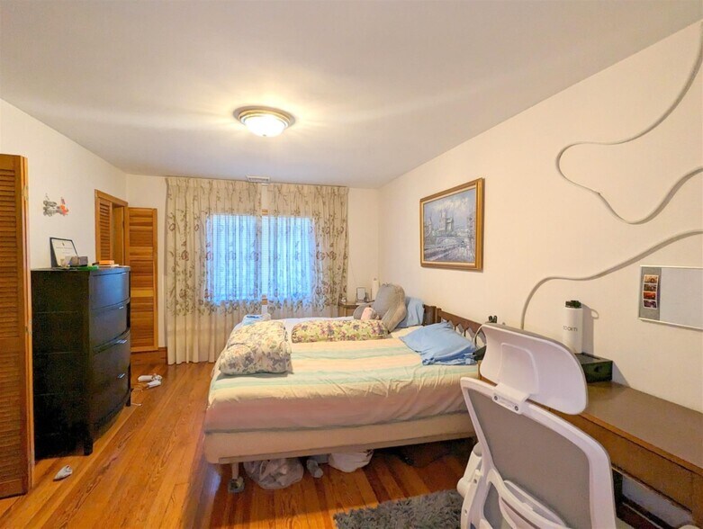 Building Photo - 71 Pennsylvania Ave