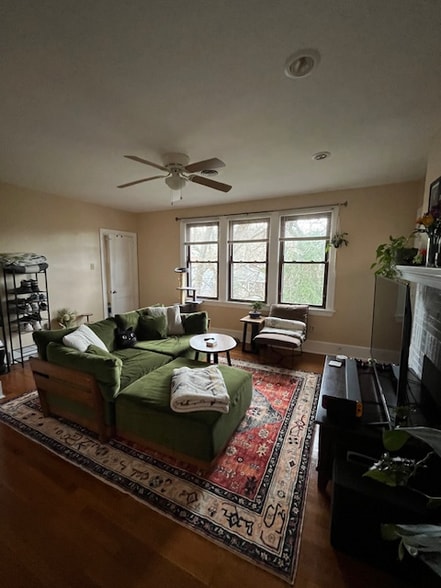 Building Photo - 6225 Monitor St