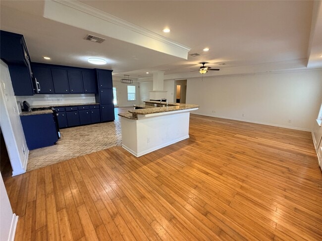 Building Photo - 12514 Safeguard St