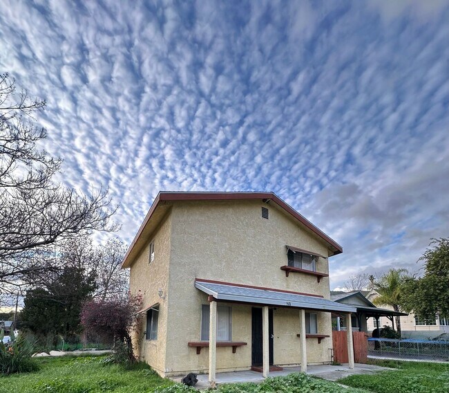 Building Photo - 513 N Main St