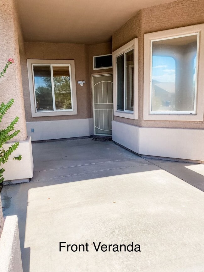 Building Photo - Beautiful 3 Bed/2 Bath home!