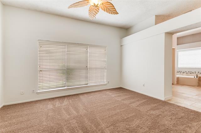 Building Photo - 8110 Regatta Dr