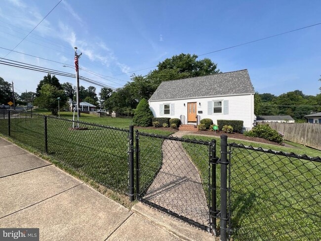 Building Photo - 5626 Tremont Dr