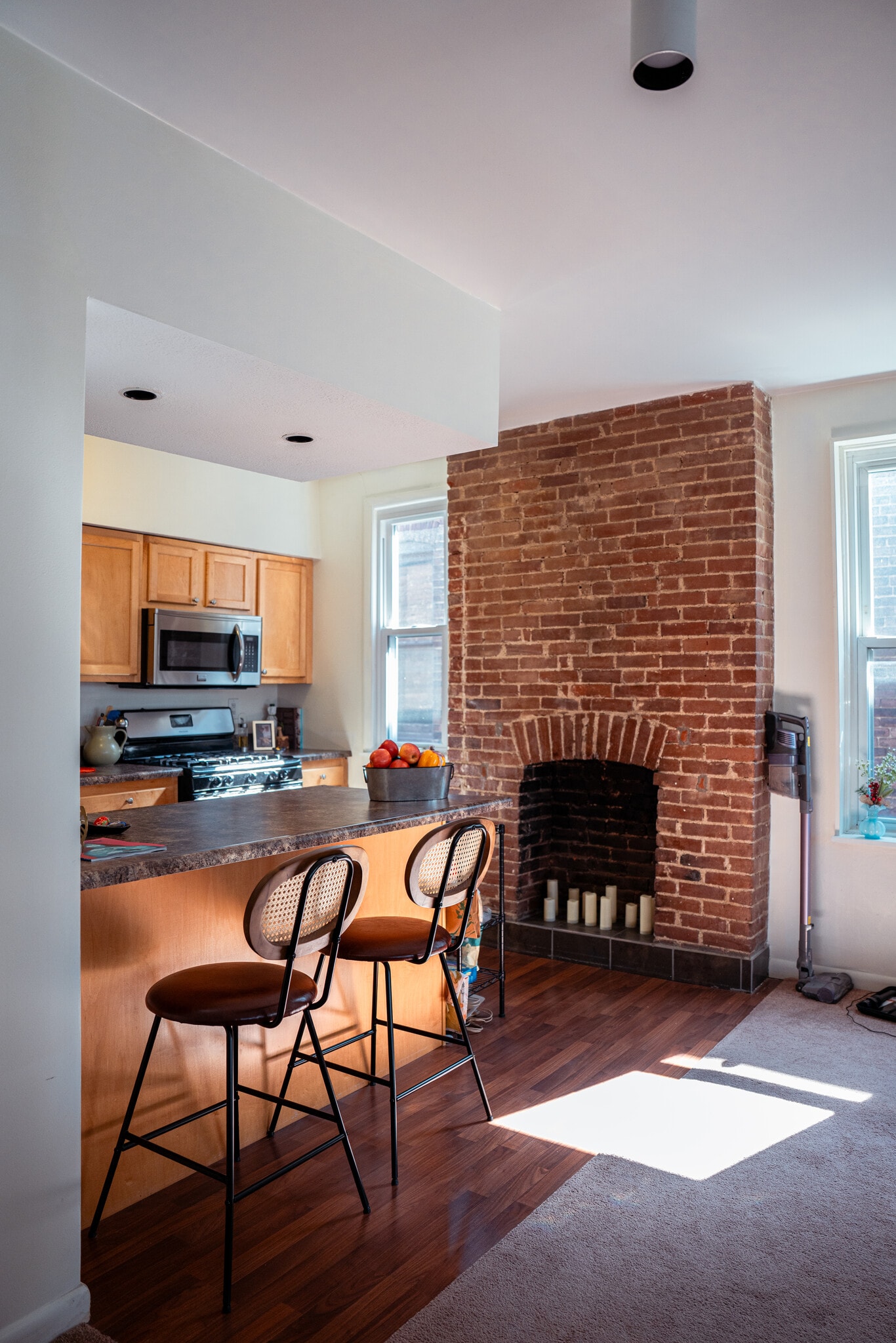 Building Photo - 625 S Negley Ave