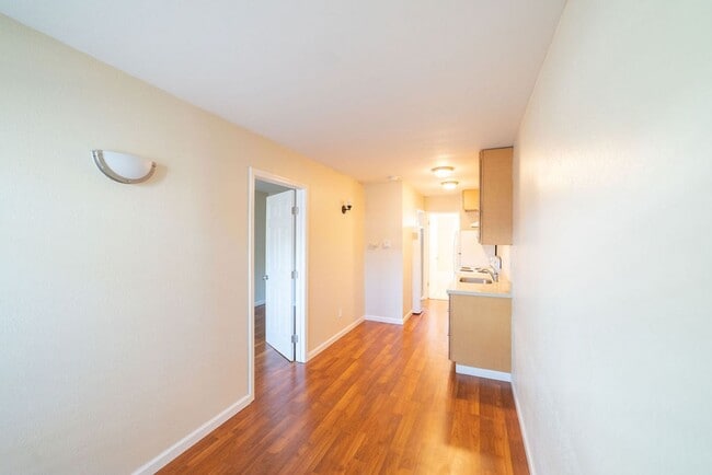 Interior Photo - 2233 Channing Way