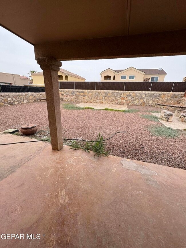 Building Photo - 12625 Tierra Tigre Ave
