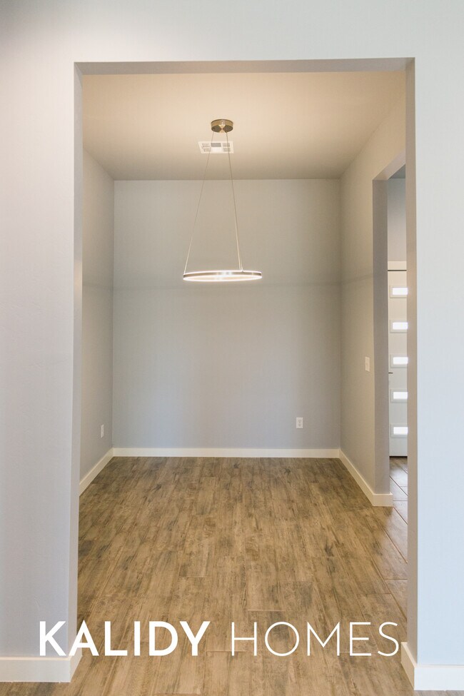 Building Photo - 512 Remington Ave