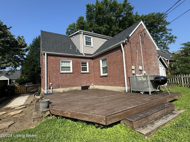 Building Photo - 249 Norbourne Blvd