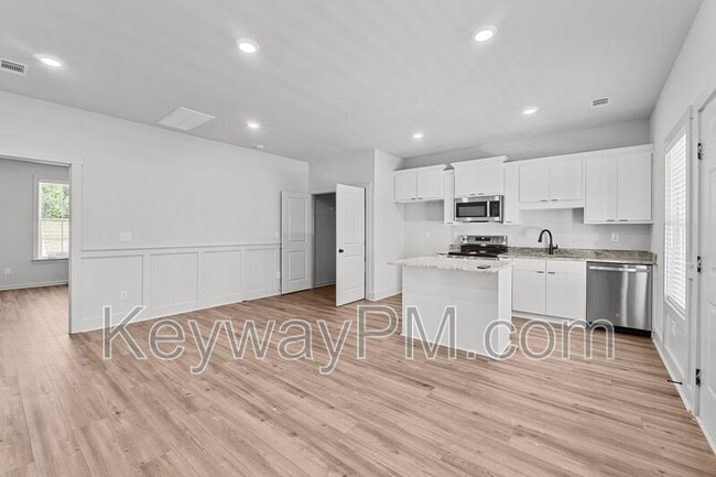 Building Photo - 26 Jones St