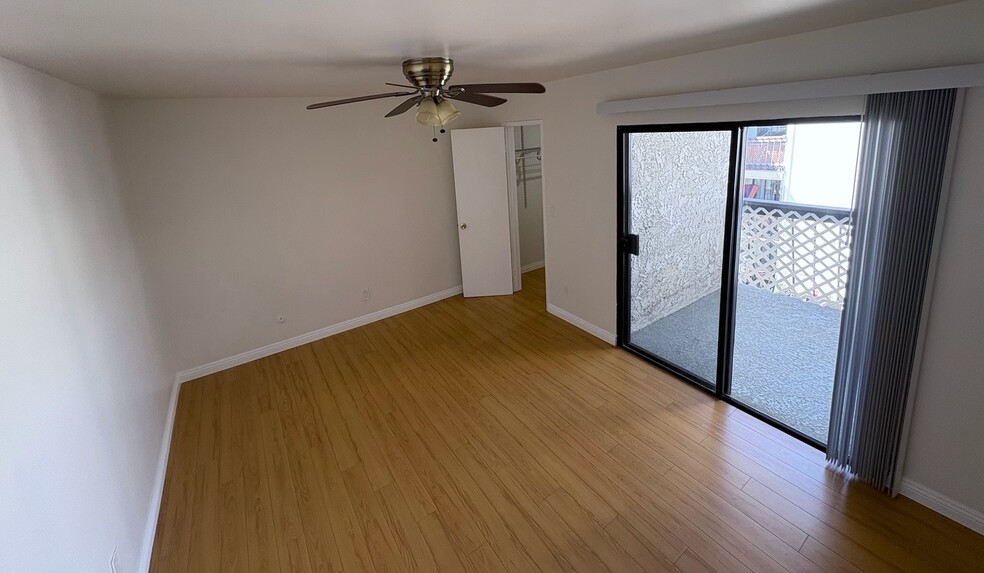 Bedroom - 515 N Jackson St