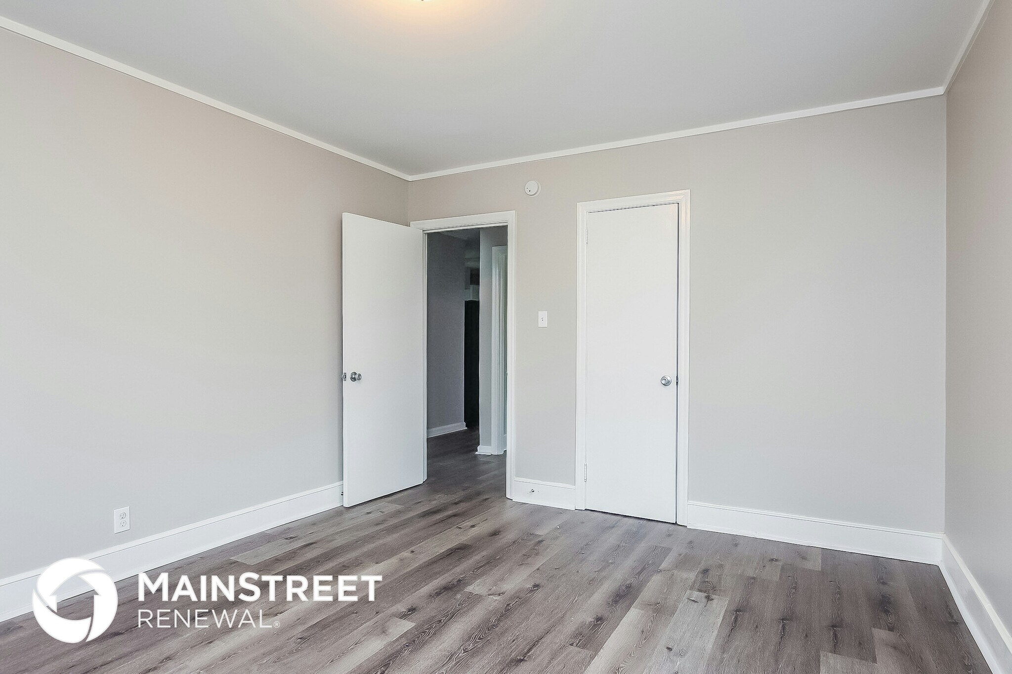 Building Photo - 515 Forrest St