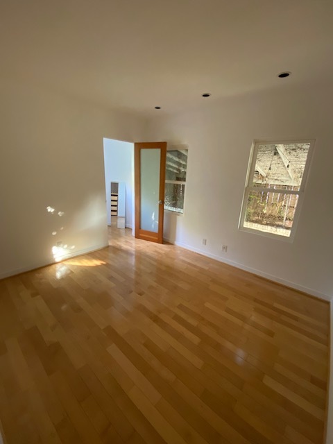 Bedroom with walk-in closet - 1462 Lake Shore Ave