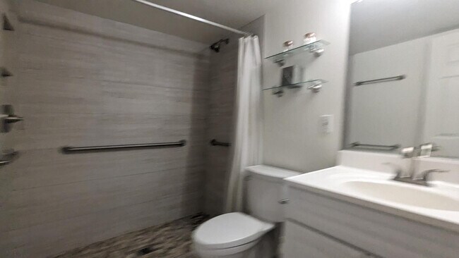 Building Photo - 5124 N 31st Pl