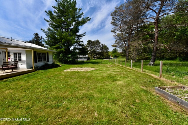Building Photo - 48 Jenkins Rd