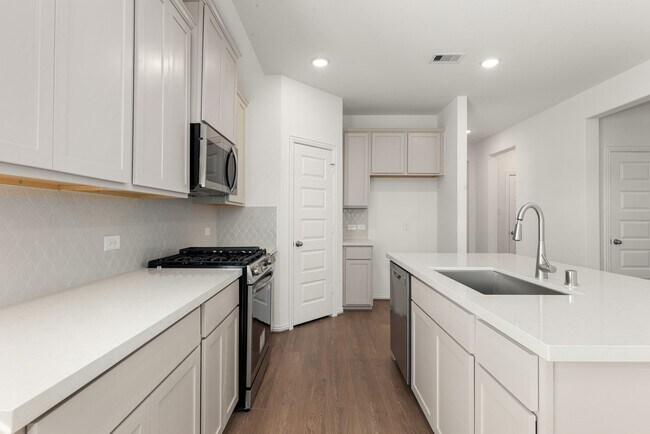 Building Photo - 12210 Bell County Ct