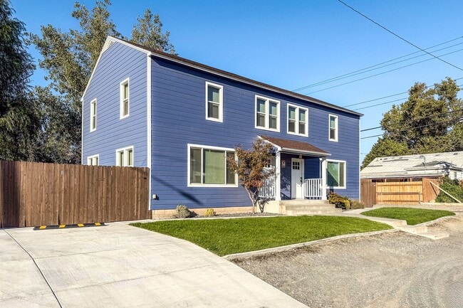 Building Photo - Remodeled 3-Bedrom Richland Alphabet Home ...