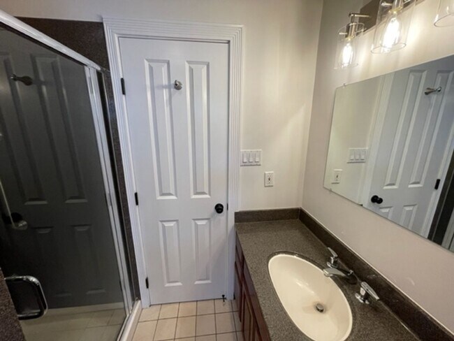 Building Photo - Lafayette home, great location!