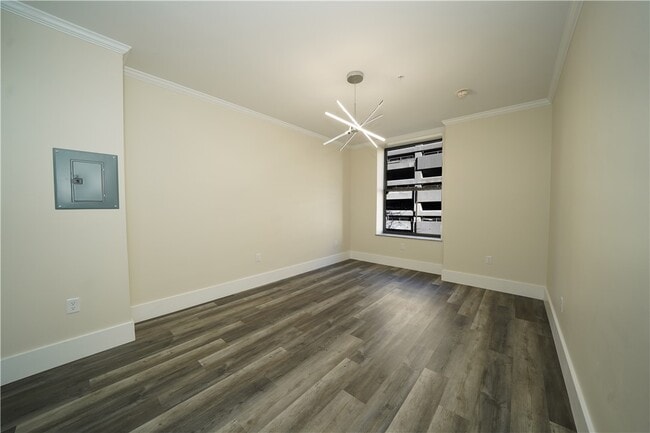 Building Photo - 184 N Main St