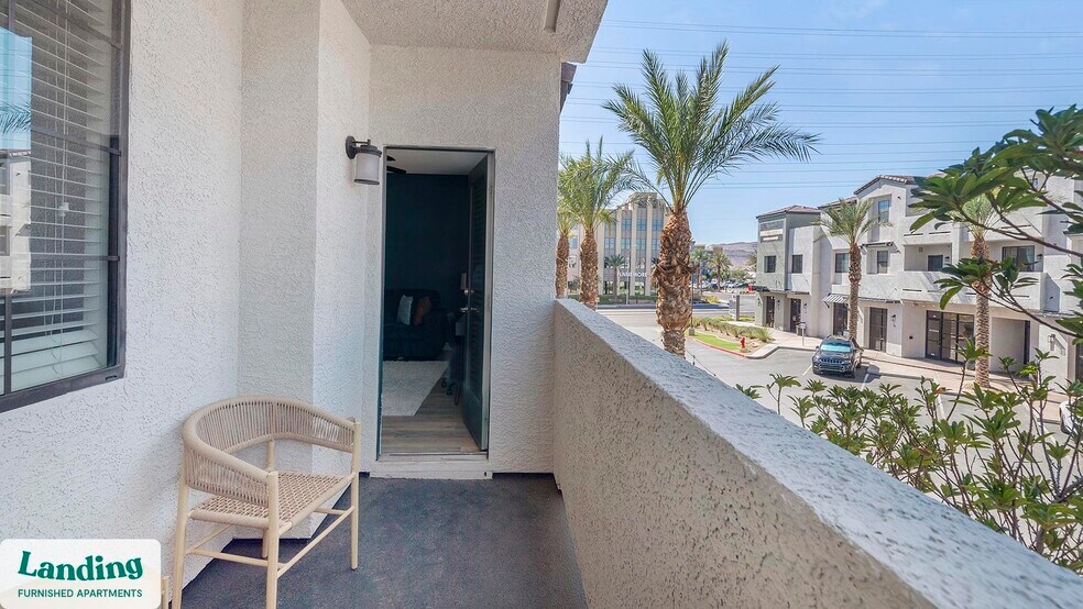 Building Photo - 9242 W Russell Rd