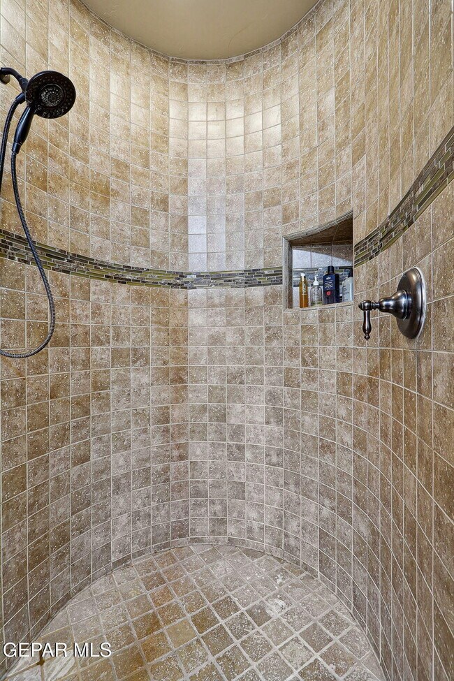 Building Photo - 5936 Anapaula Dr