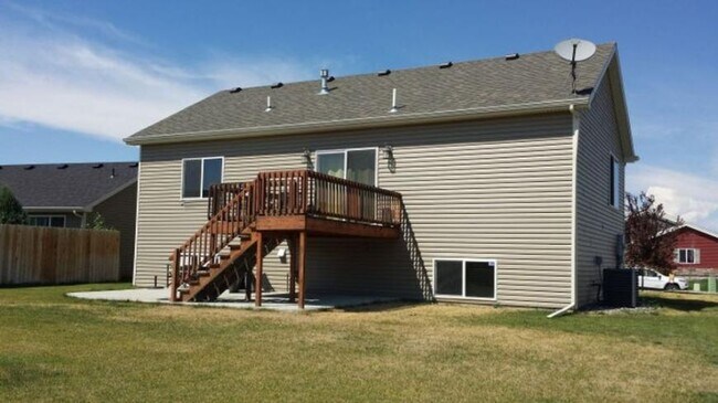 Building Photo - 4 bedroom in Billings MT 59101