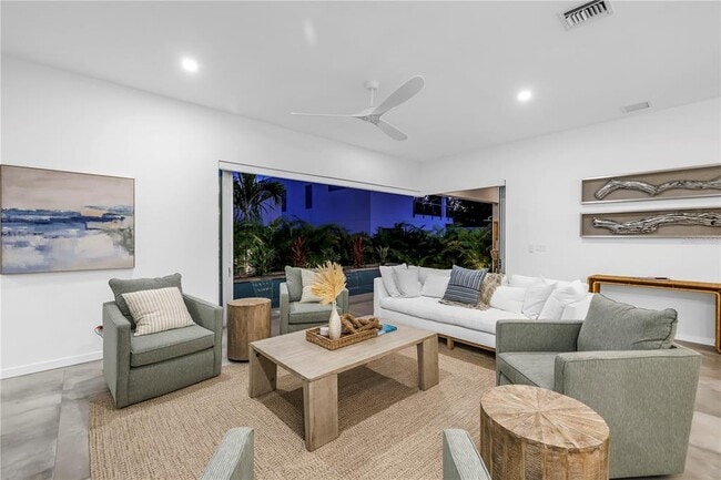 Building Photo - 2314 Floyd St