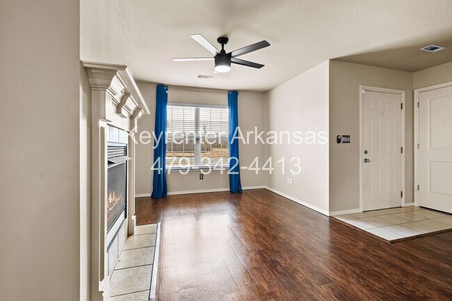 Building Photo - 1481 S Holland Dr