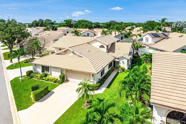 Building Photo - 4830 Brighton Lakes Blvd
