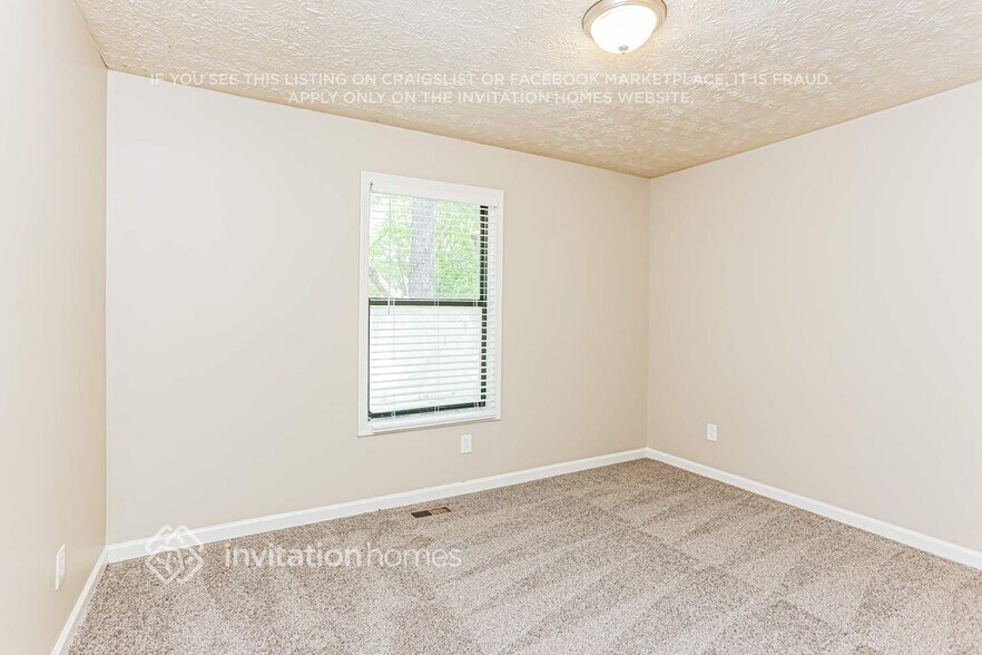 Building Photo - 4821 Chapelle Ct