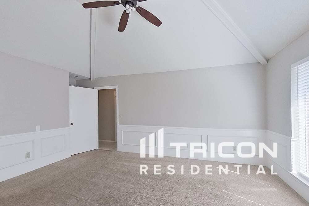 Building Photo - 2065 Mossberg Dr