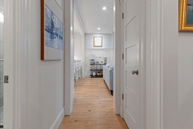 Building Photo - 1797 Beacon St