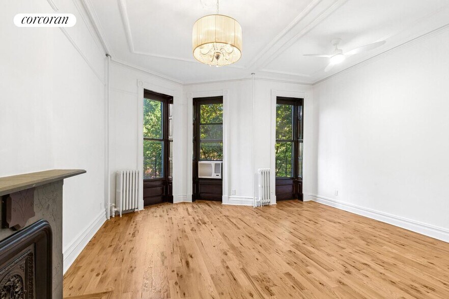 Building Photo - 416 3rd St