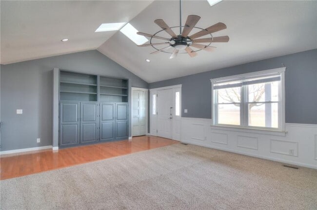 Building Photo - 3 bedroom in Decatur IL 62526
