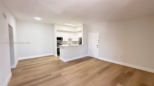 Building Photo - 9705 Hammocks Blvd