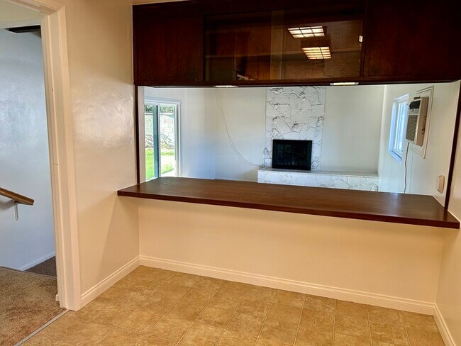 Building Photo - GREAT 3BD HOUSE WITH INCREDIBLE OUTDOOR SPACE!