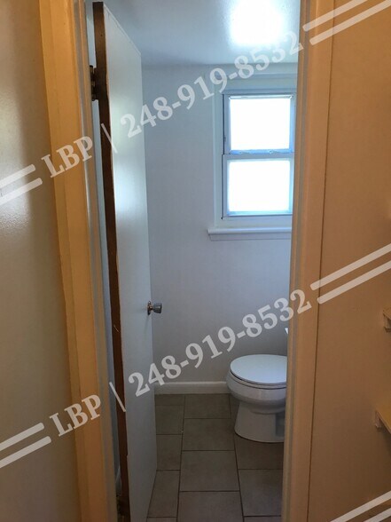 Building Photo - 5925 Inkster Rd