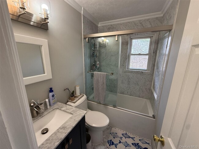 Building Photo - 16 Minkel Rd