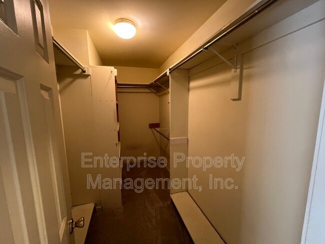 Building Photo - 958 Harbor View Dr