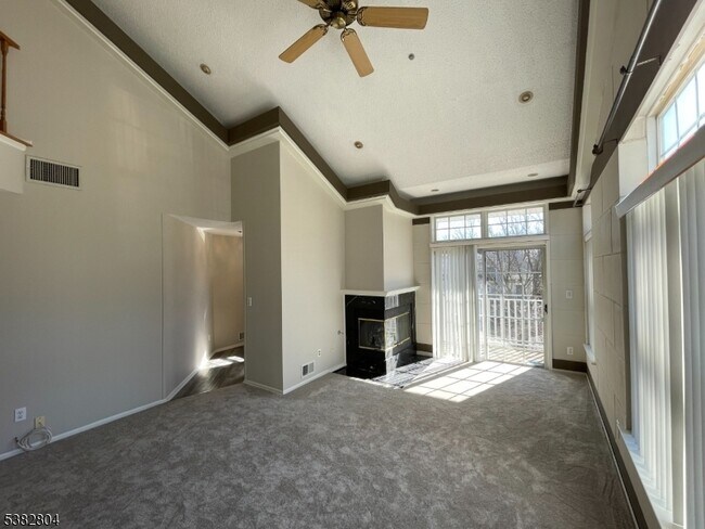 Building Photo - 1242 Garrison Ct
